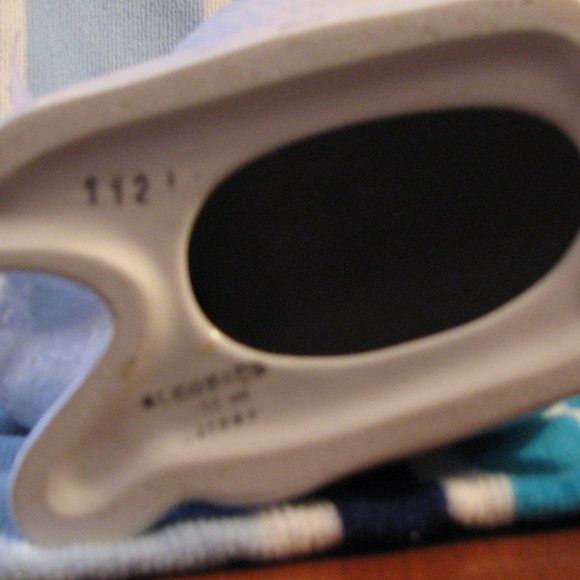 Glazed Ceramic Rabbit - Picture 4 of 4